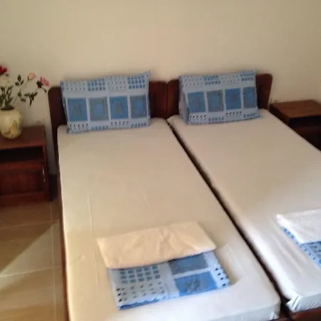 بيت ضيافة Eleonora Beach 2*