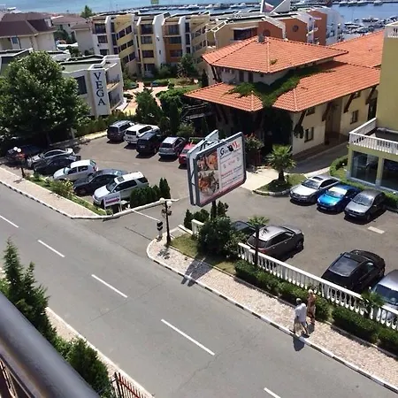 Eleonora Beach בית הארחה סבטי ולאס